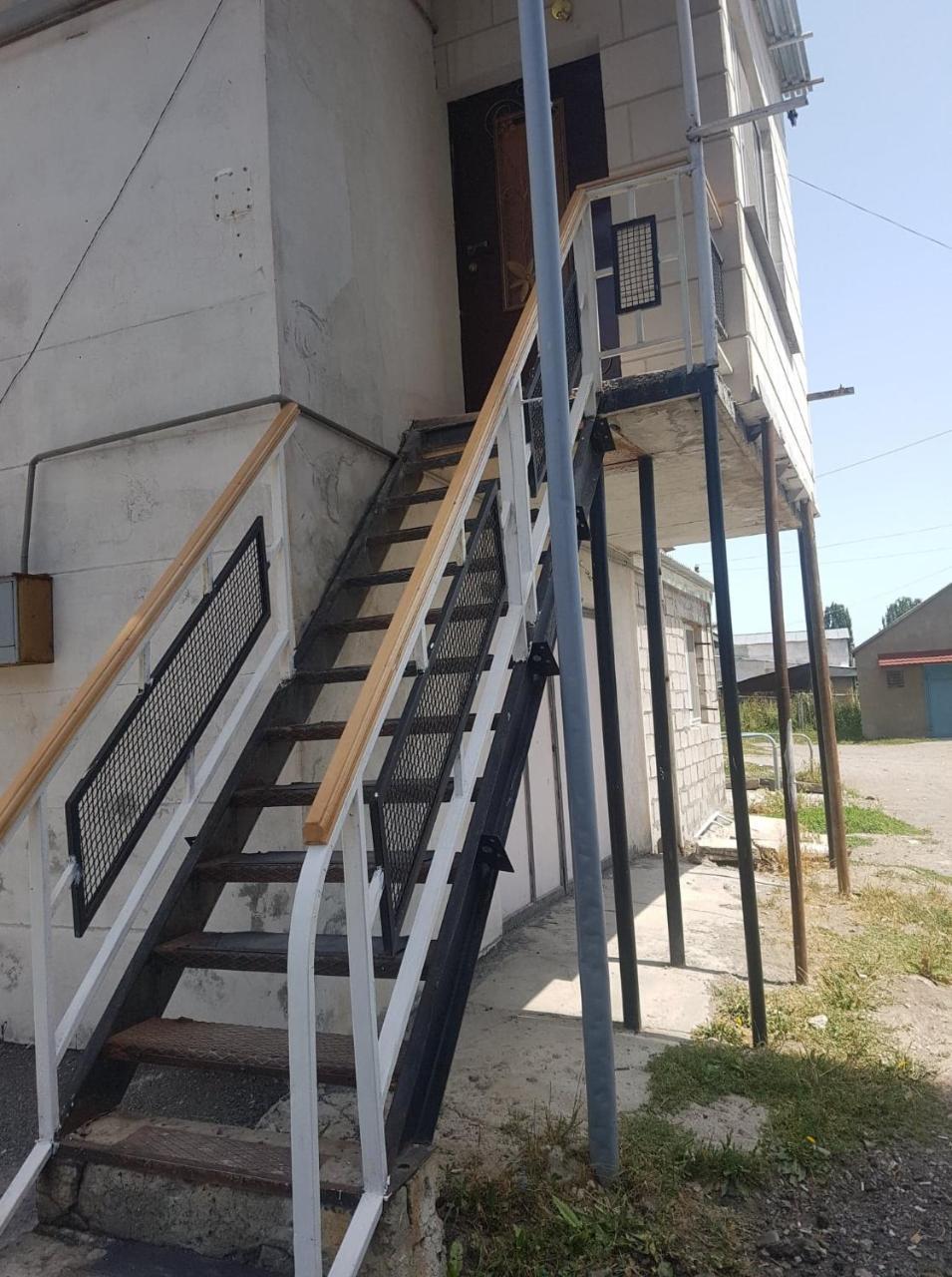 Dream House & Hostel Sevan Esterno foto